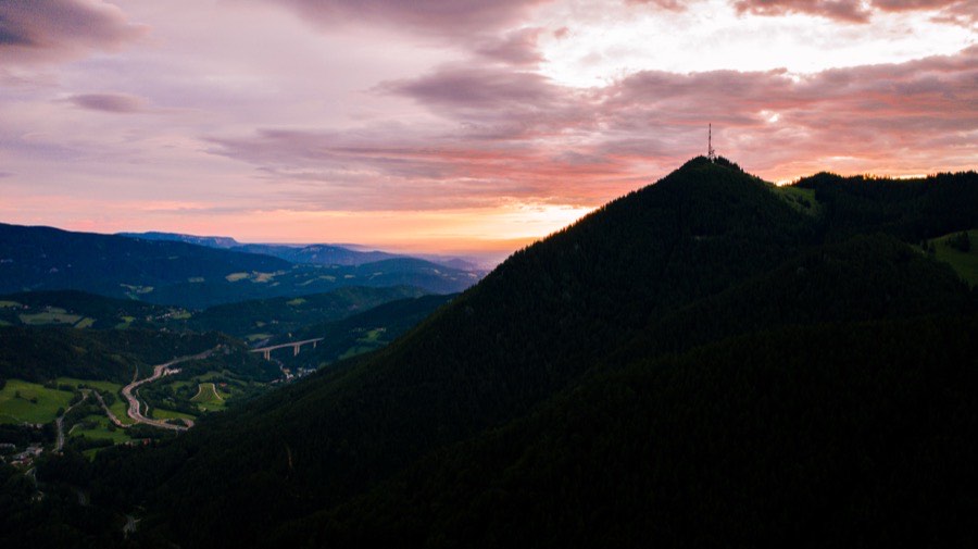 Gipfelblick bei Sonnenuntergang