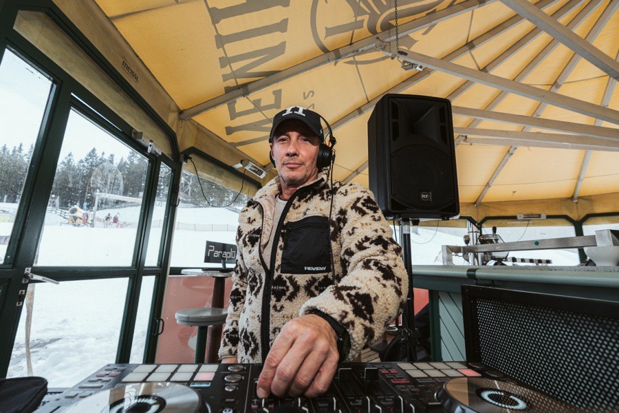 Après-Ski mit DJ & Livemusik